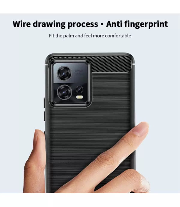 Carbon Fiber silikonska zaštitna maskica Motorola Edge 30 Fusion
