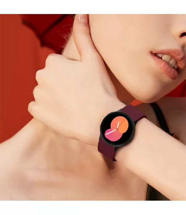 TECH-PROTECT Iconband silikonski remen za Samsung Galaxy Watch 4, 5, 6   TECH-PROTECT Iconband silikonski remen za Samsung Galaxy Watch 4, 5, 6
